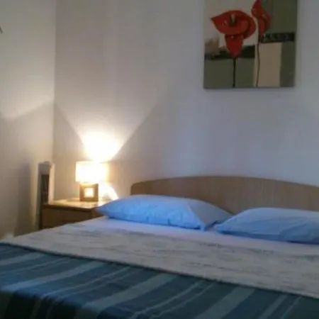 Apartment Mis *